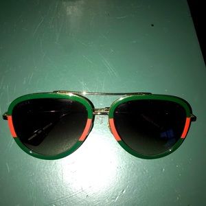 Gucci aviator glasses